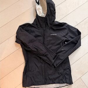 Patagonia Women's Black Torrentshell Rain Jacket